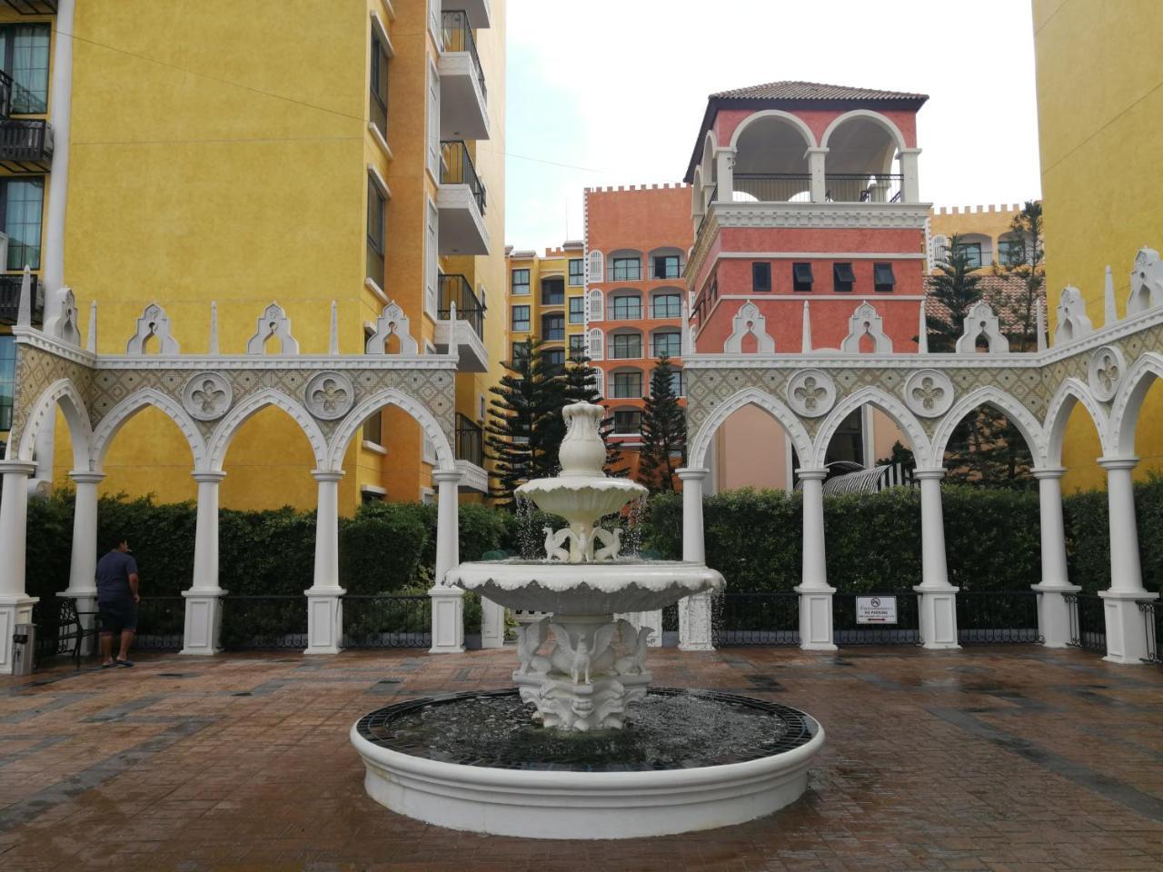 Venetian Poseidon Pool Hotel Praia de Jomtien Exterior foto
