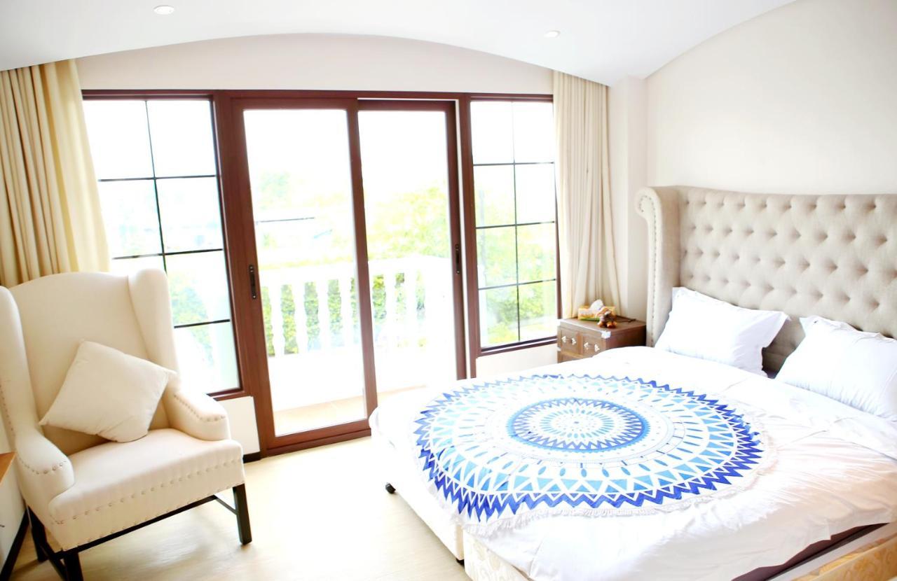 Venetian Poseidon Pool Hotel Praia de Jomtien Exterior foto